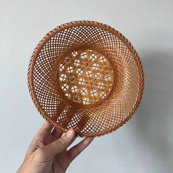 Vintage Other - Vintage Woven Blonde Wicker Basket
